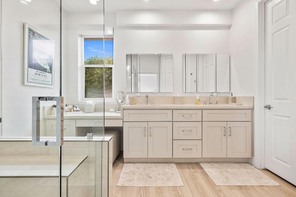 206 Via Firenza Property Photo 28