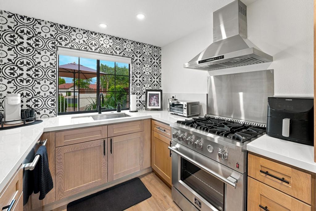 126 Avellino Circle Property Photo 7