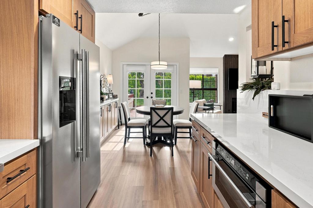 126 Avellino Circle Property Photo 8
