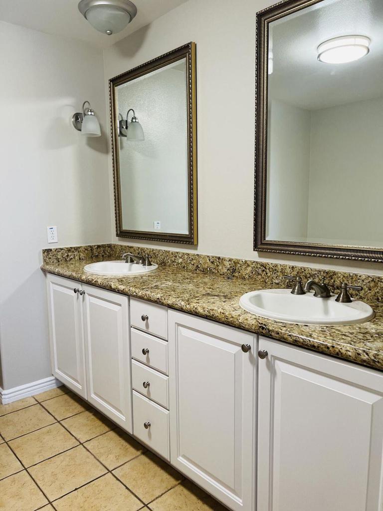 45245 Seeley Drive 16h Property Photo 13