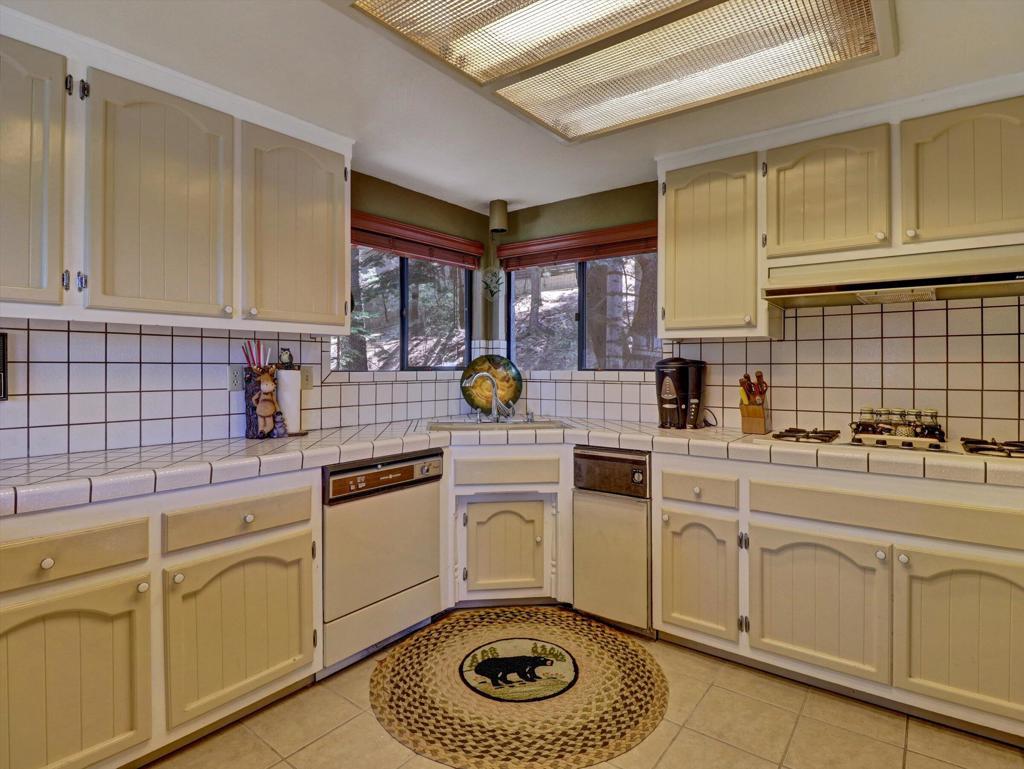 214 S Fairway Drive Property Photo 18