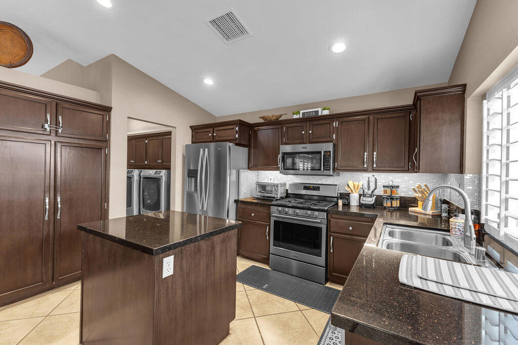 44310 Villeta Drive Property Photo 31