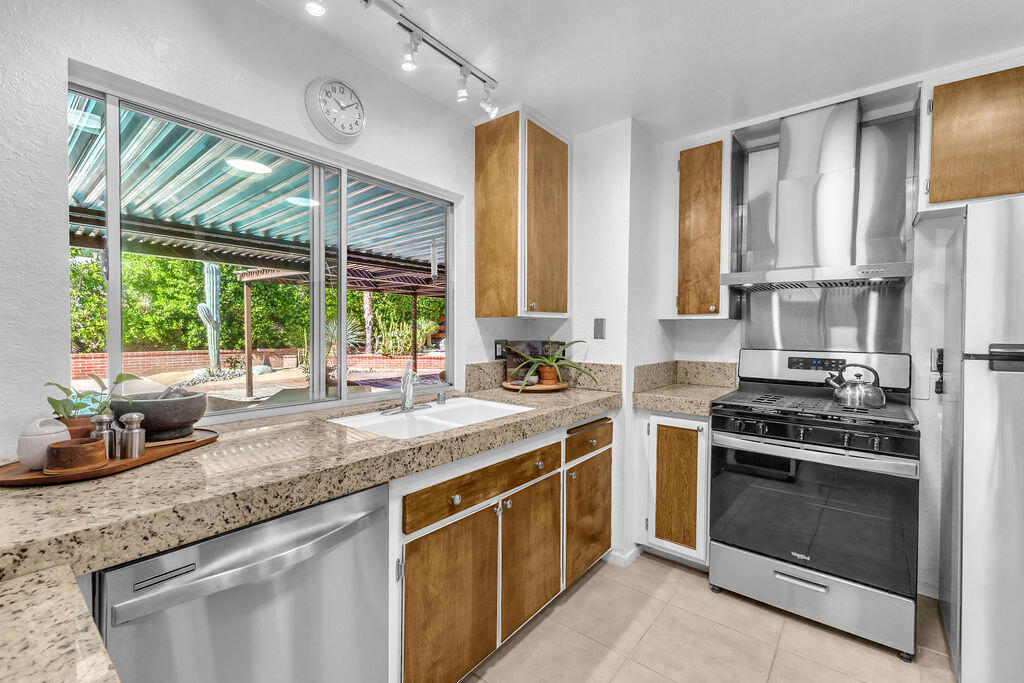 71521 Halgar Road Property Photo 2