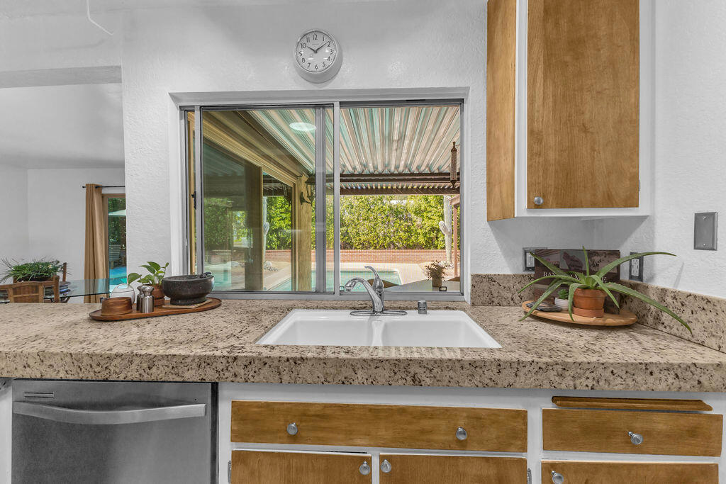 71521 Halgar Road Property Photo 8