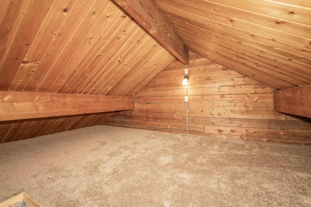 908 Spruce Lane Property Photo 21