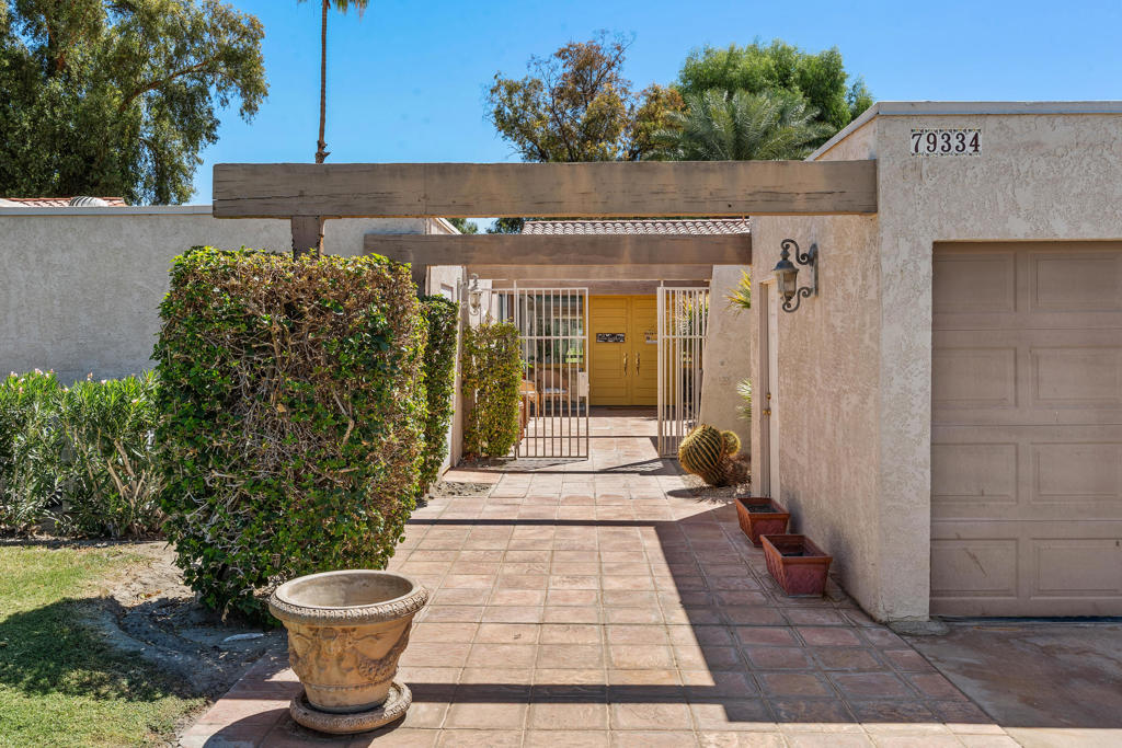 79334 Montego Bay Drive Property Photo 1
