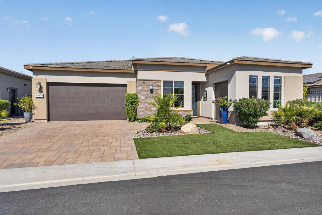 50635 Havasu Falls Drive Property Photo 2