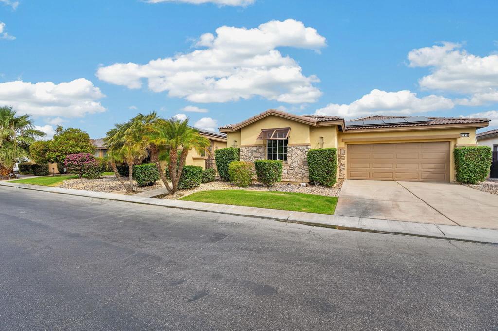 82938 Generations Drive Property Photo 3