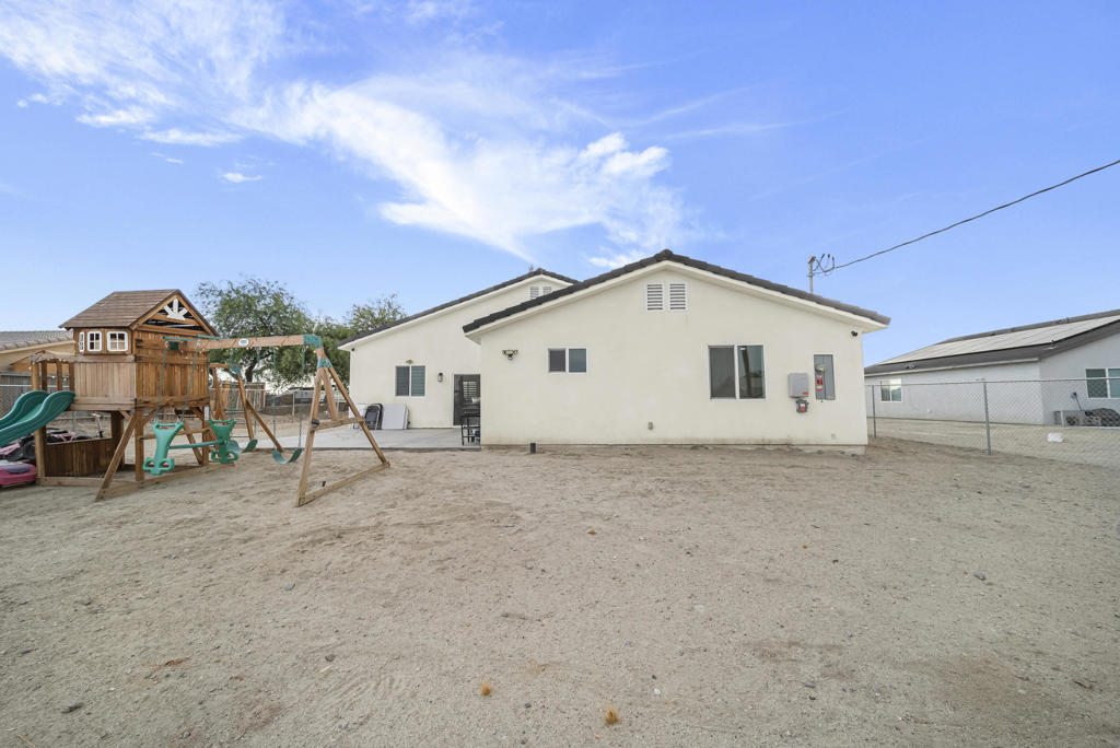 2860 Vista Avenue Property Photo 41