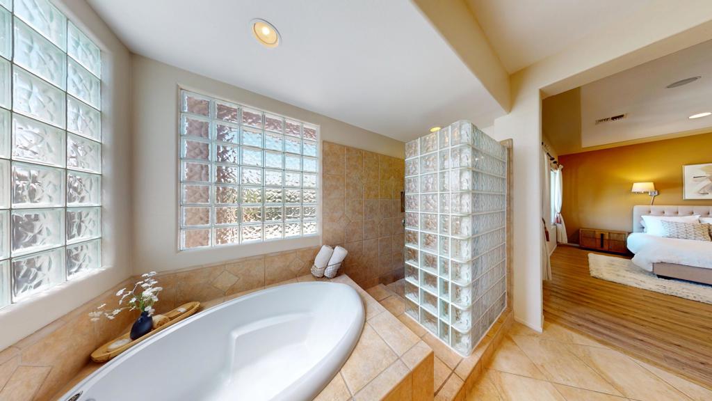 17 Corte Del Sol Property Photo 32