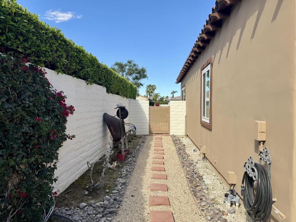 17 Corte Del Sol Property Photo 38