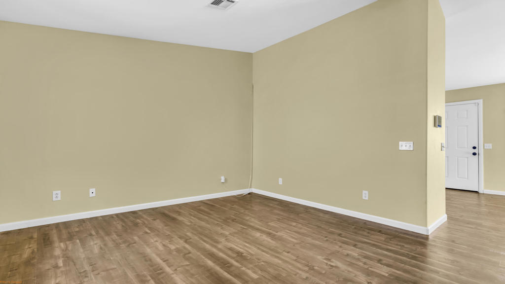 1289 Avalon Avenue Property Photo 5