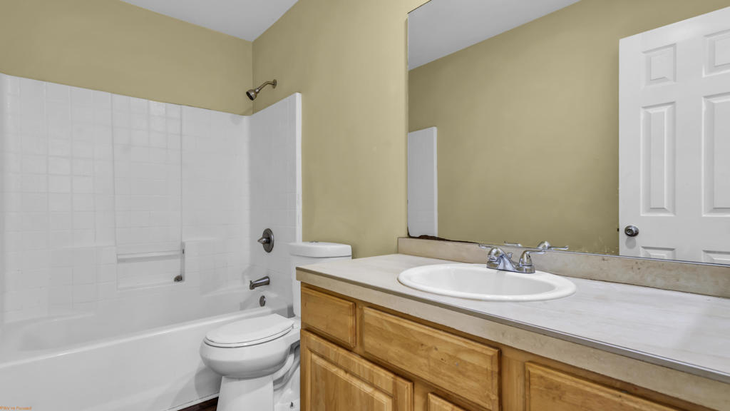1289 Avalon Avenue Property Photo 10