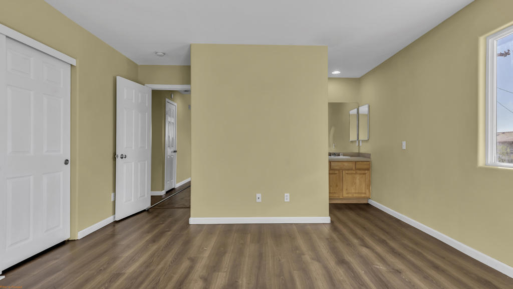1289 Avalon Avenue Property Photo 15