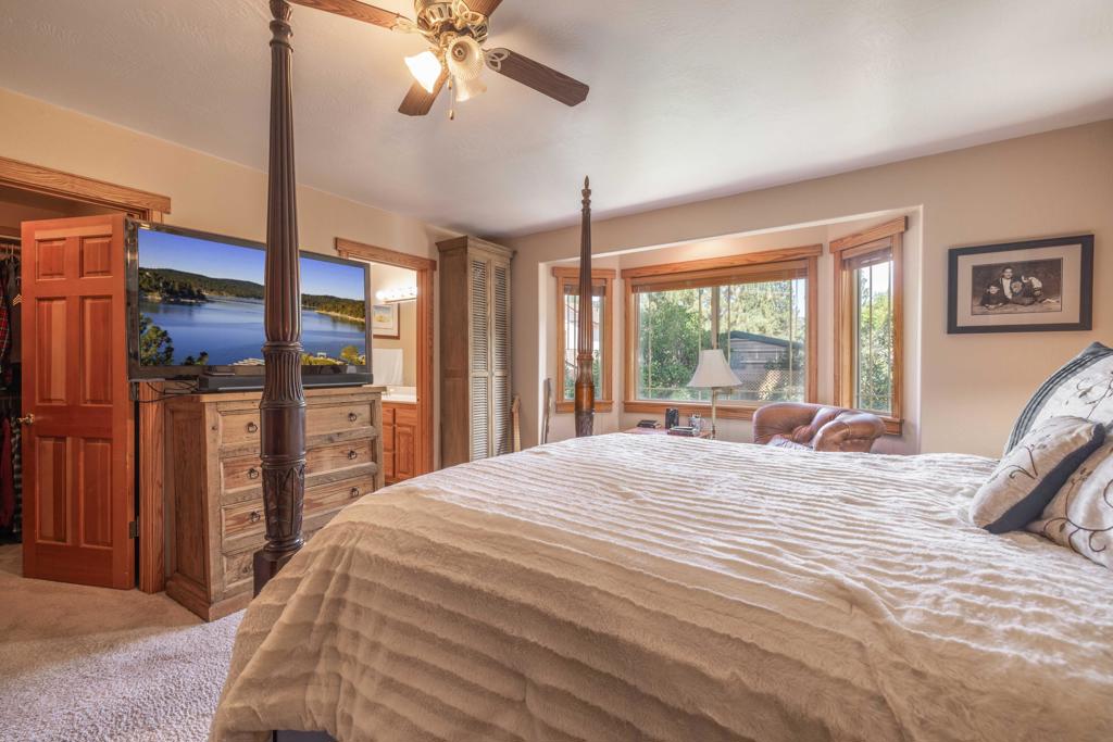 1325 E Big Bear Boulevard Property Photo 15