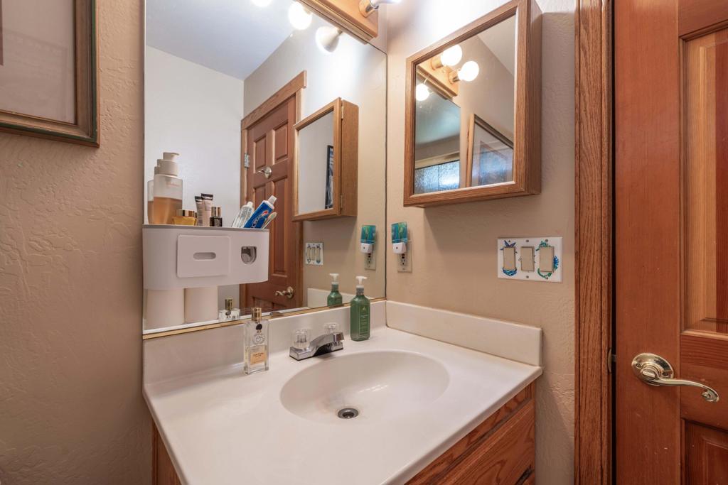 1325 E Big Bear Boulevard Property Photo 23
