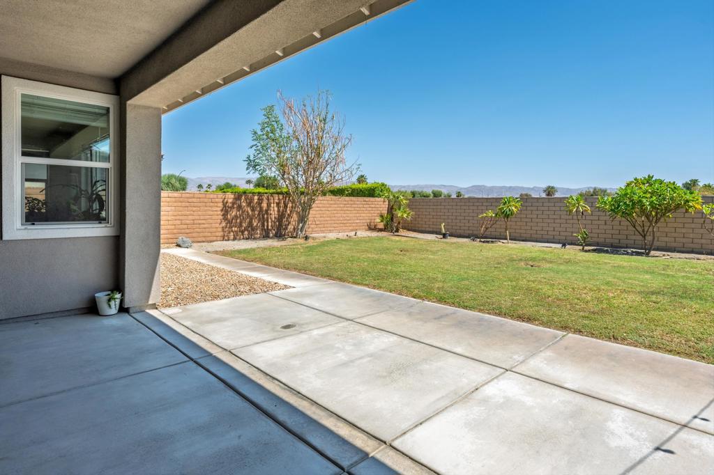 50040 Pobla Place Property Photo 4