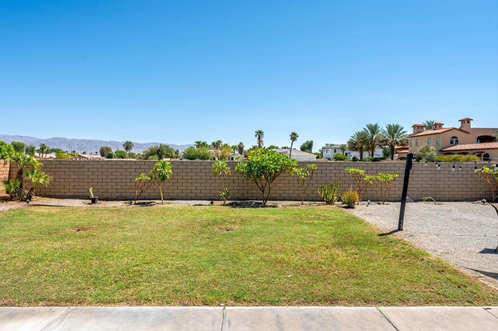 50040 Pobla Place Property Photo 5