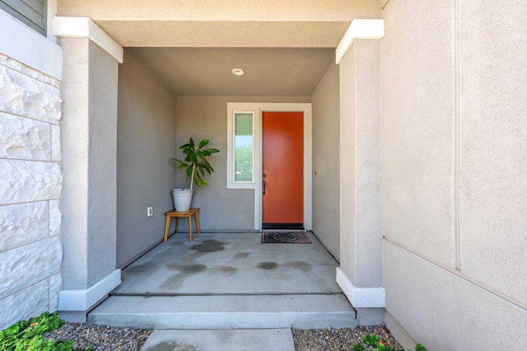 50040 Pobla Place Property Photo 10
