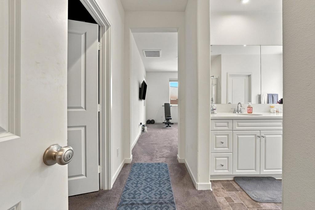 50040 Pobla Place Property Photo 27