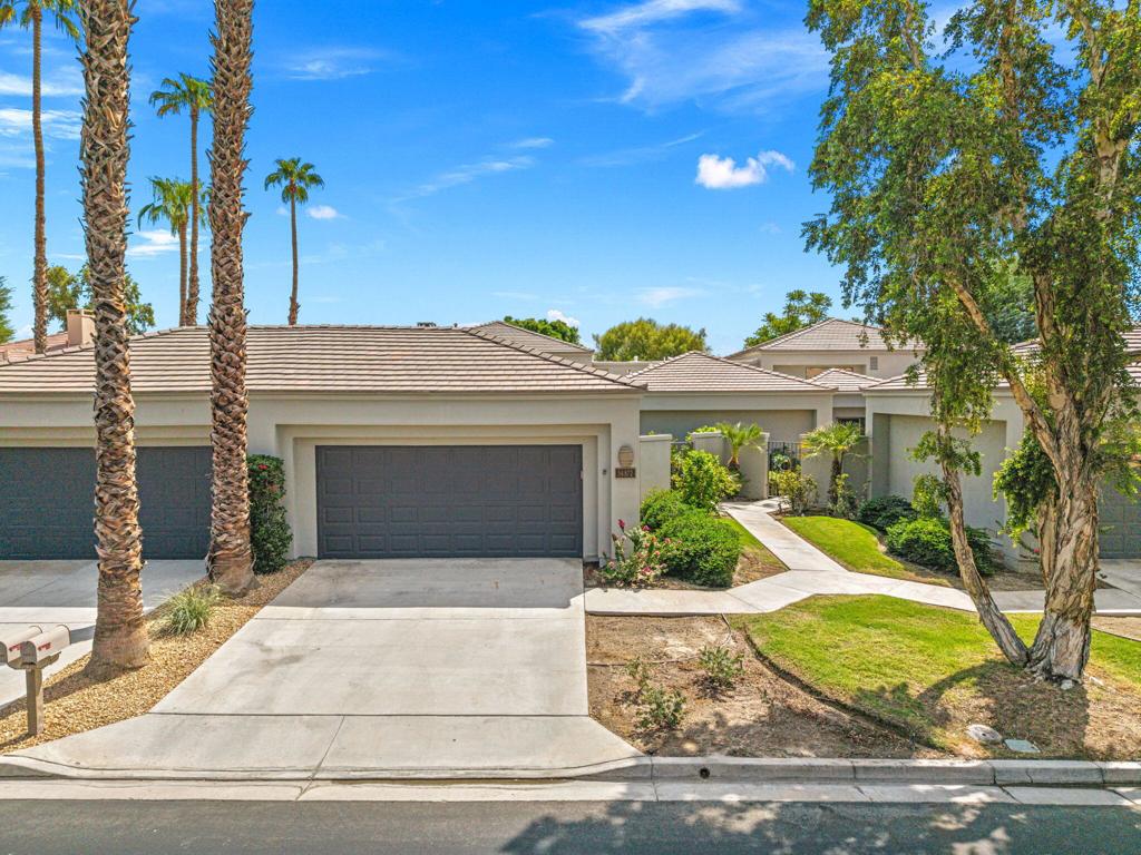 54872 Oak Tree A31 Property Photo 4
