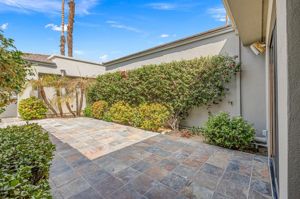 54872 Oak Tree A31 Property Photo 7