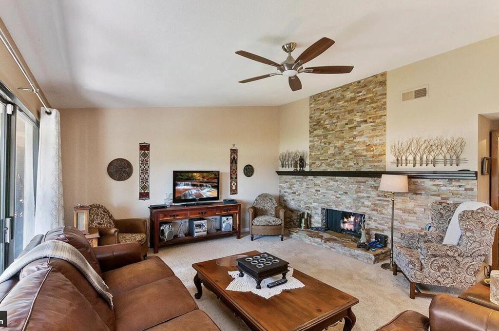 159 Camino Arroyo S Property Photo 1