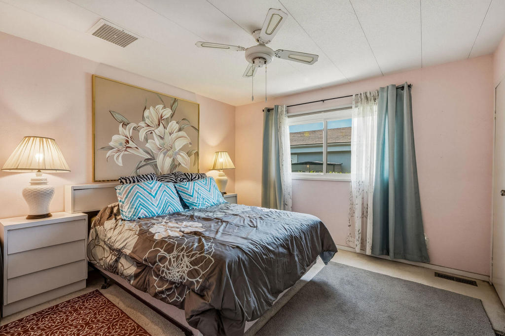 73531 Cabazon Peak Drive Property Photo 16