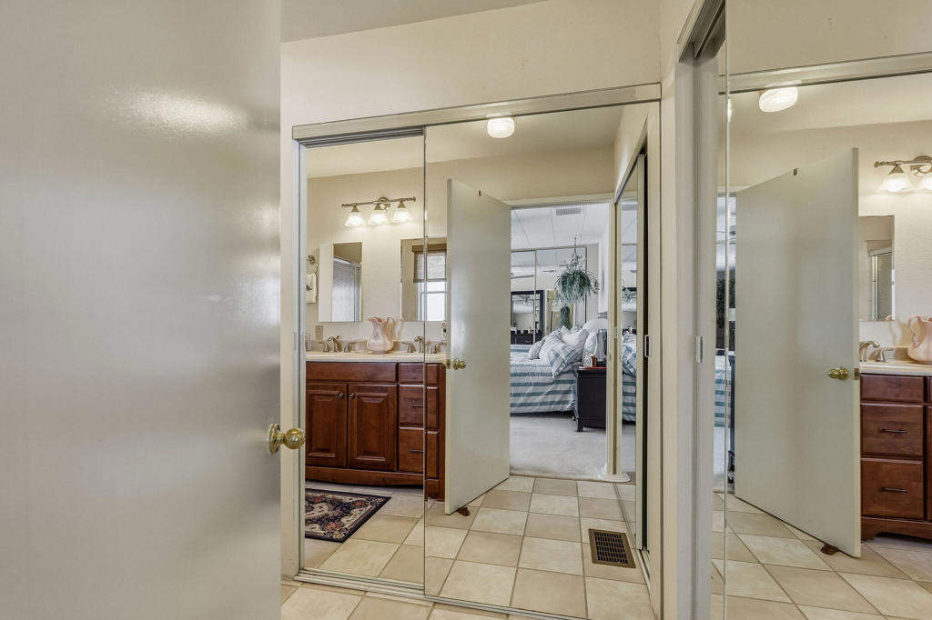 73531 Cabazon Peak Drive Property Photo 20