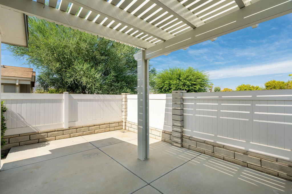 73531 Cabazon Peak Drive Property Photo 22
