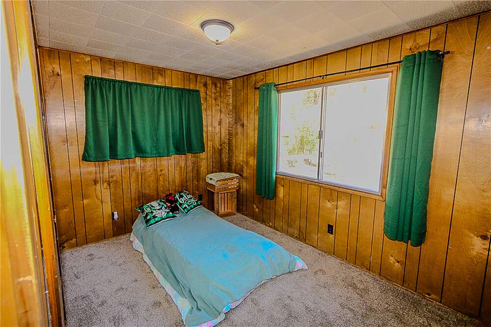 945 Greenway Drive Property Photo 37