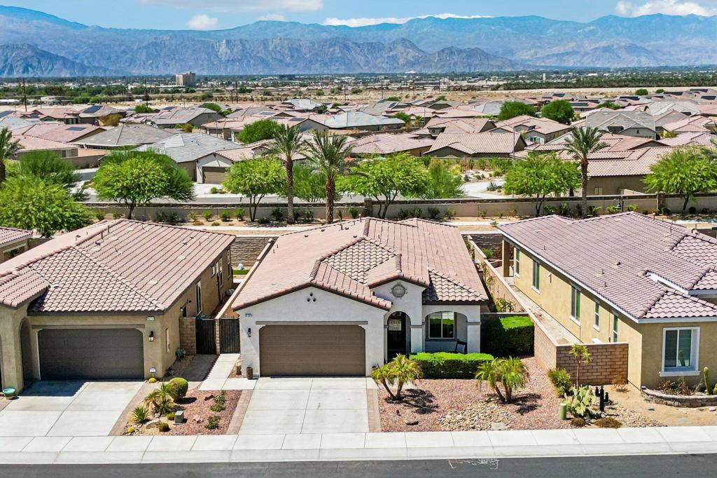 43693 Treviso Drive Property Photo 33