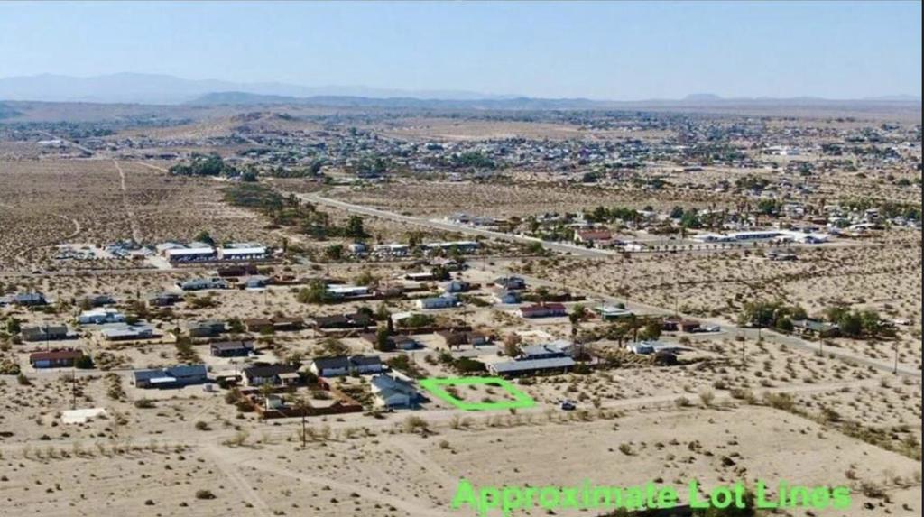 8216 Araby Street Property Photo 2