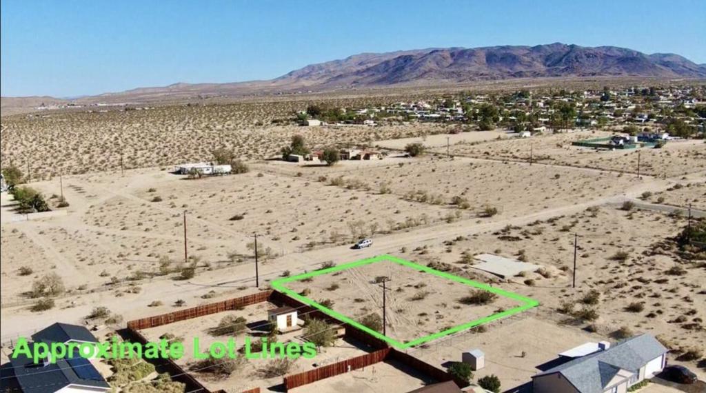 8219 Araby Avenue Property Photo 3