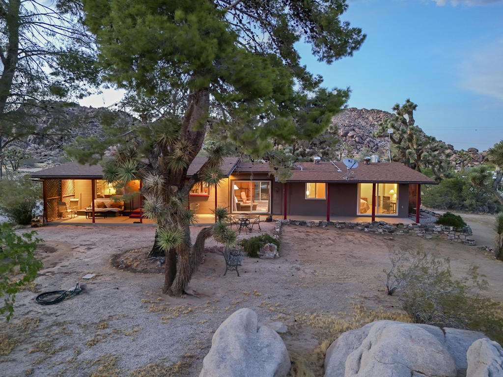 8427 Rock Haven Road Property Photo 3