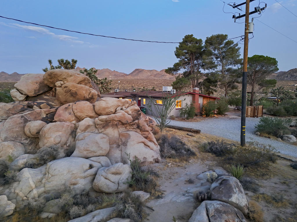 8427 Rock Haven Road Property Photo 4