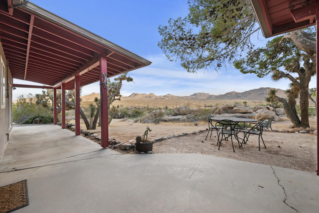 8427 Rock Haven Road Property Photo 8