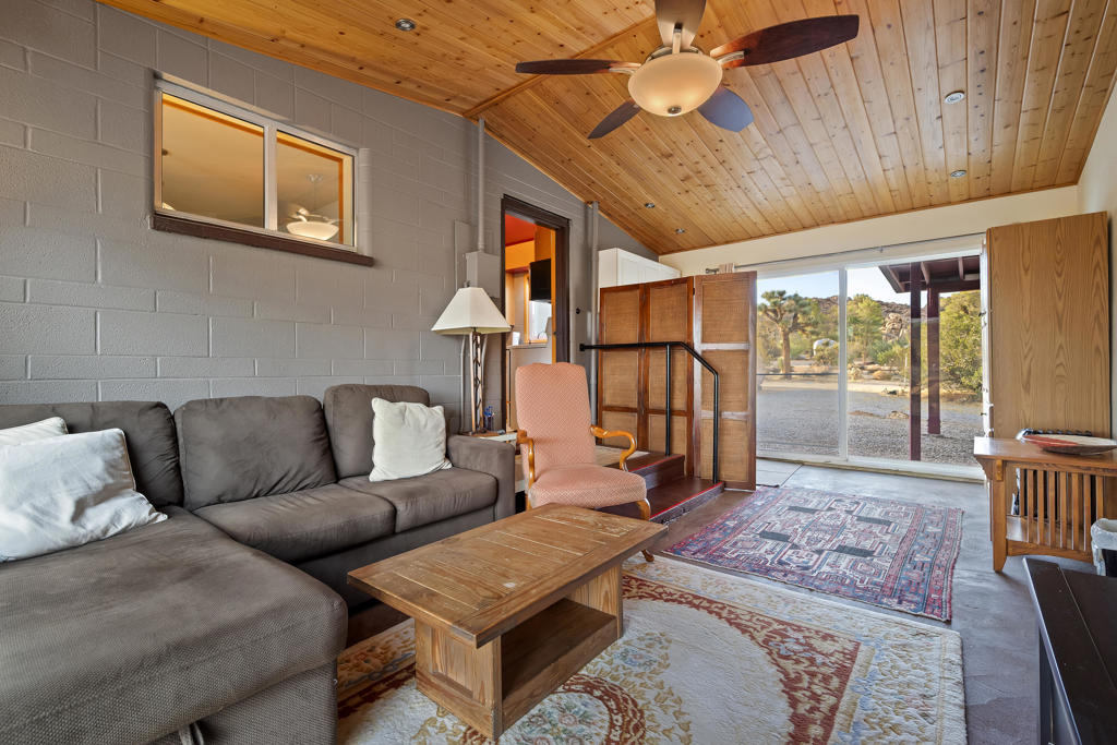 8427 Rock Haven Road Property Photo 30