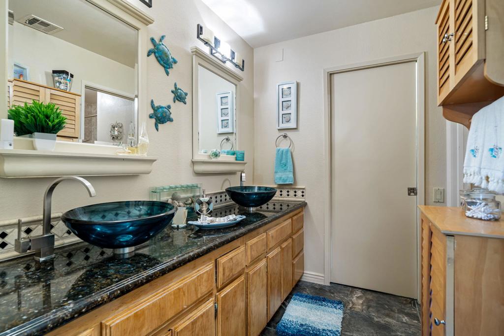 40464 Periwinkle Court Property Photo 32