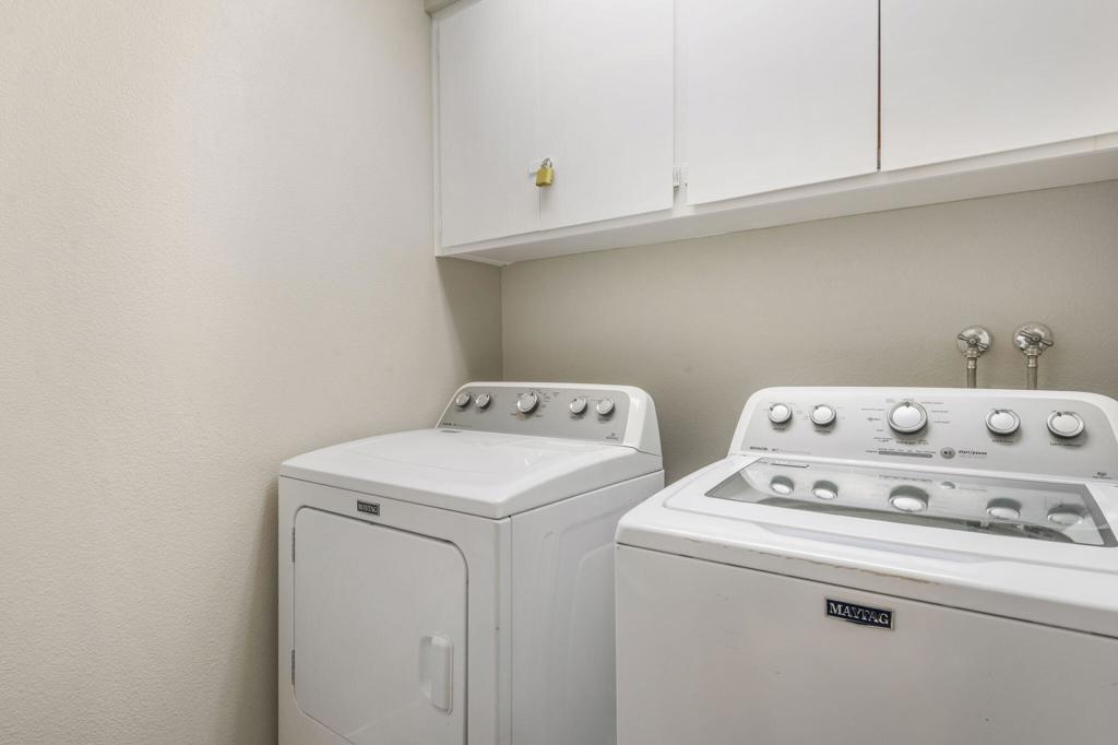704 Vista Lago N Property Photo 21