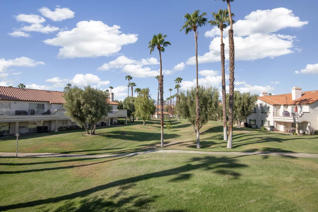 704 Vista Lago N Property Photo 25