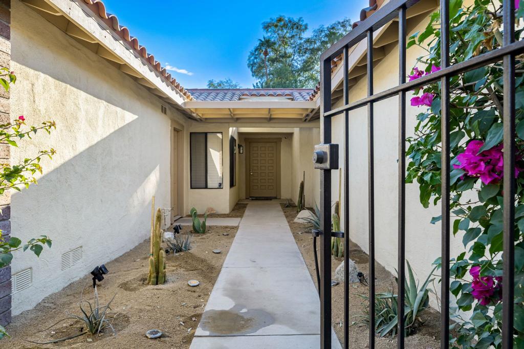 298 San Vicente Property Photo 21