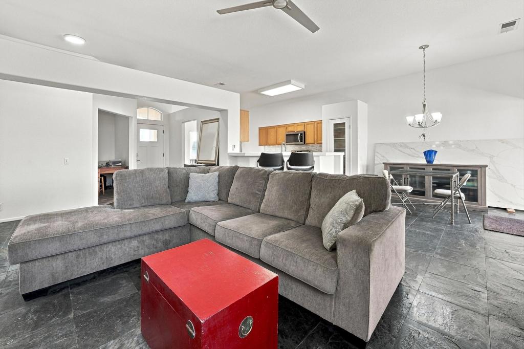 30156 Sterling Road Property Photo 3