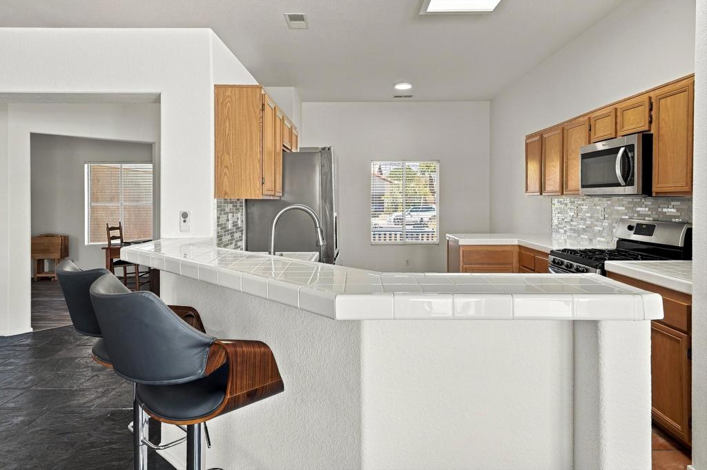 30156 Sterling Road Property Photo 4