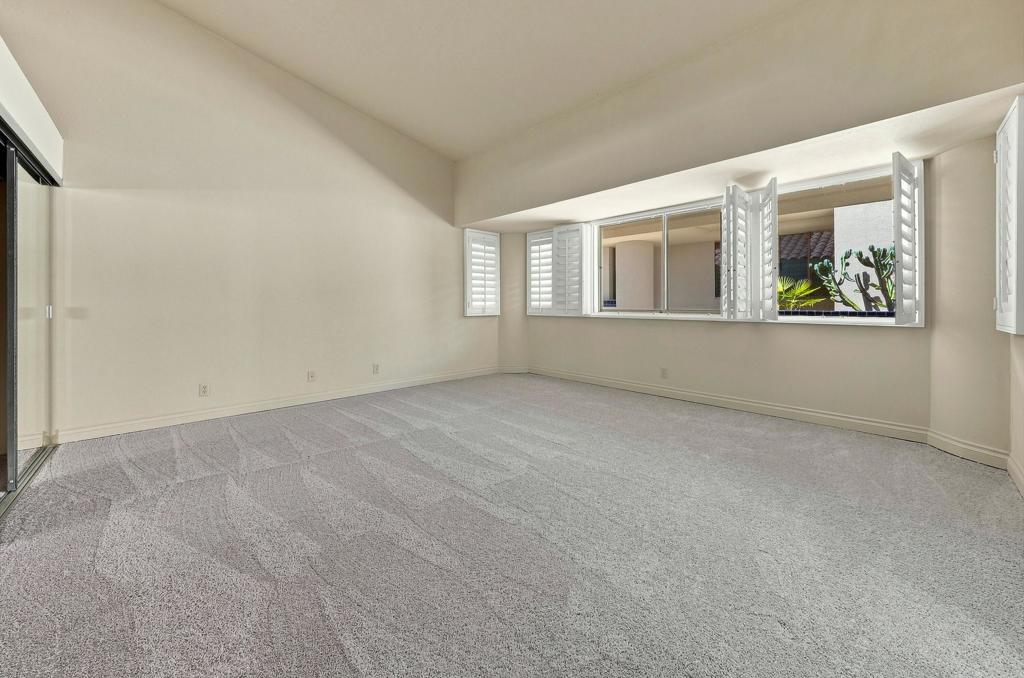 188 S Kavenish Drive Property Photo 16