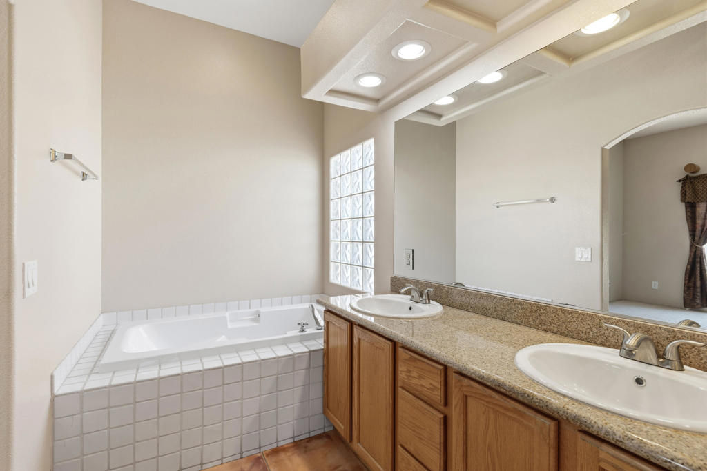 54220 Avenida Carranza Property Photo 20