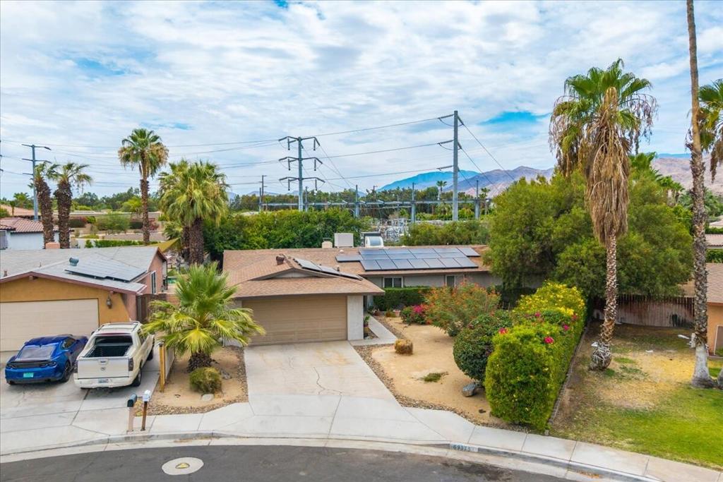 69375 Nilda Drive Property Photo 2