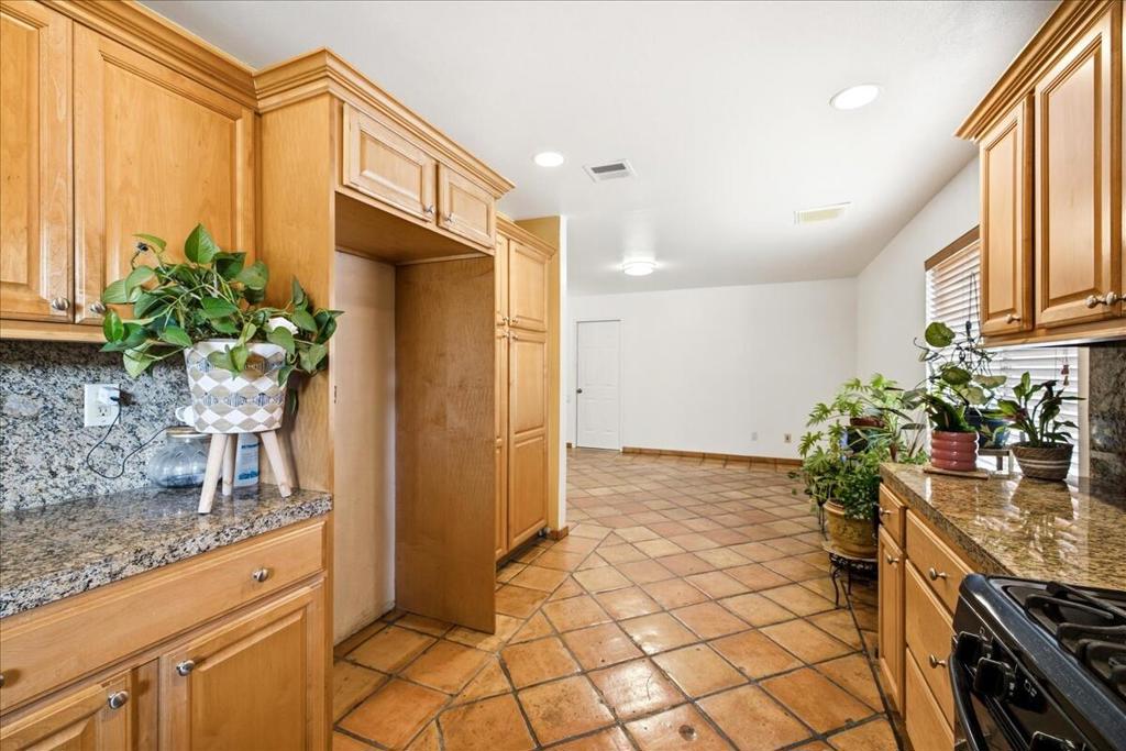69375 Nilda Drive Property Photo 13
