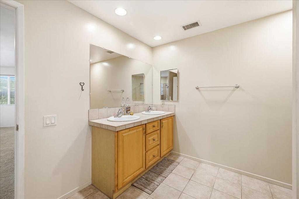 69375 Nilda Drive Property Photo 19