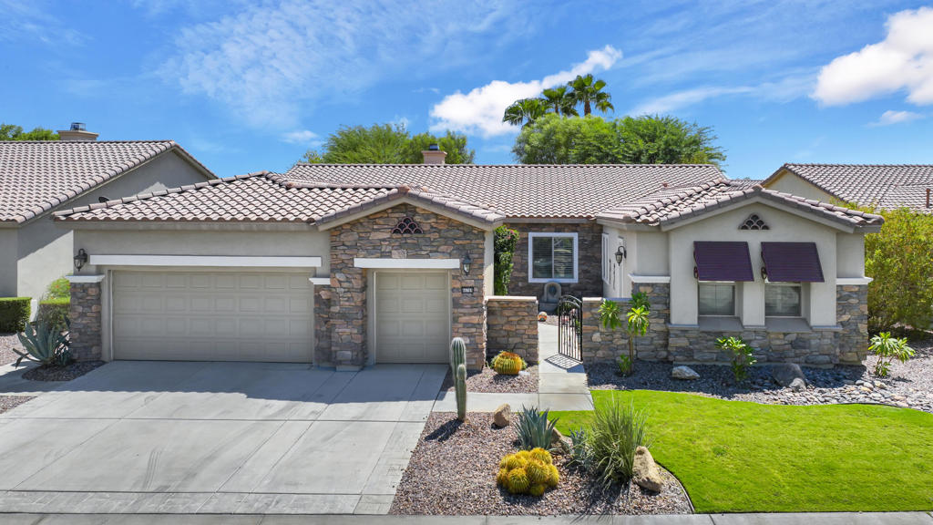 80769 Avenida Manzanillo Property Photo 1
